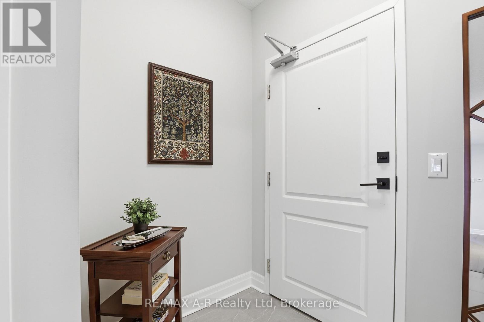 208 - 235 John Street N, Stratford, Ontario N5A 0H9 - Photo 4 - X13130138