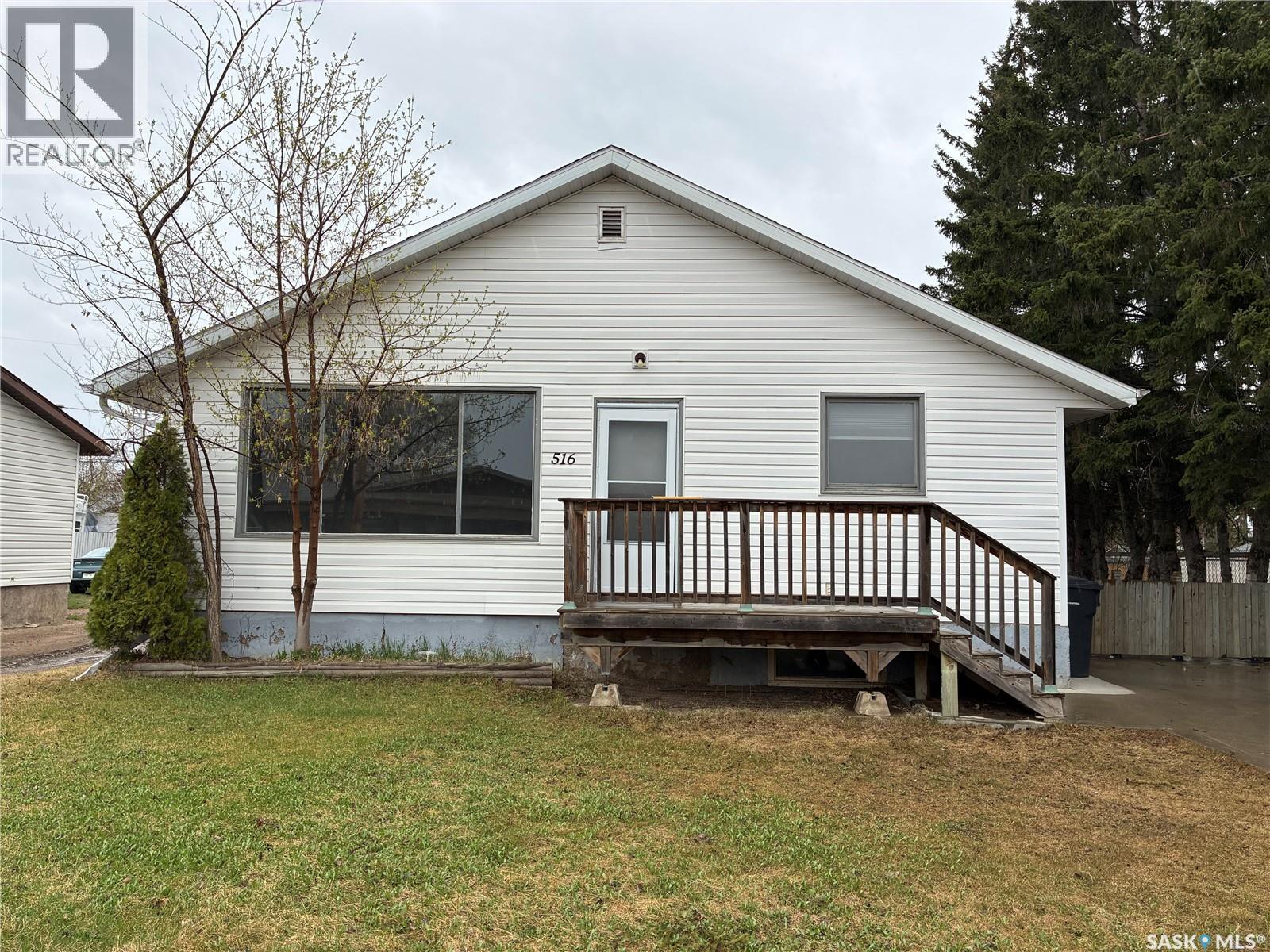 516 3rd STREET W, Meadow Lake, Saskatchewan