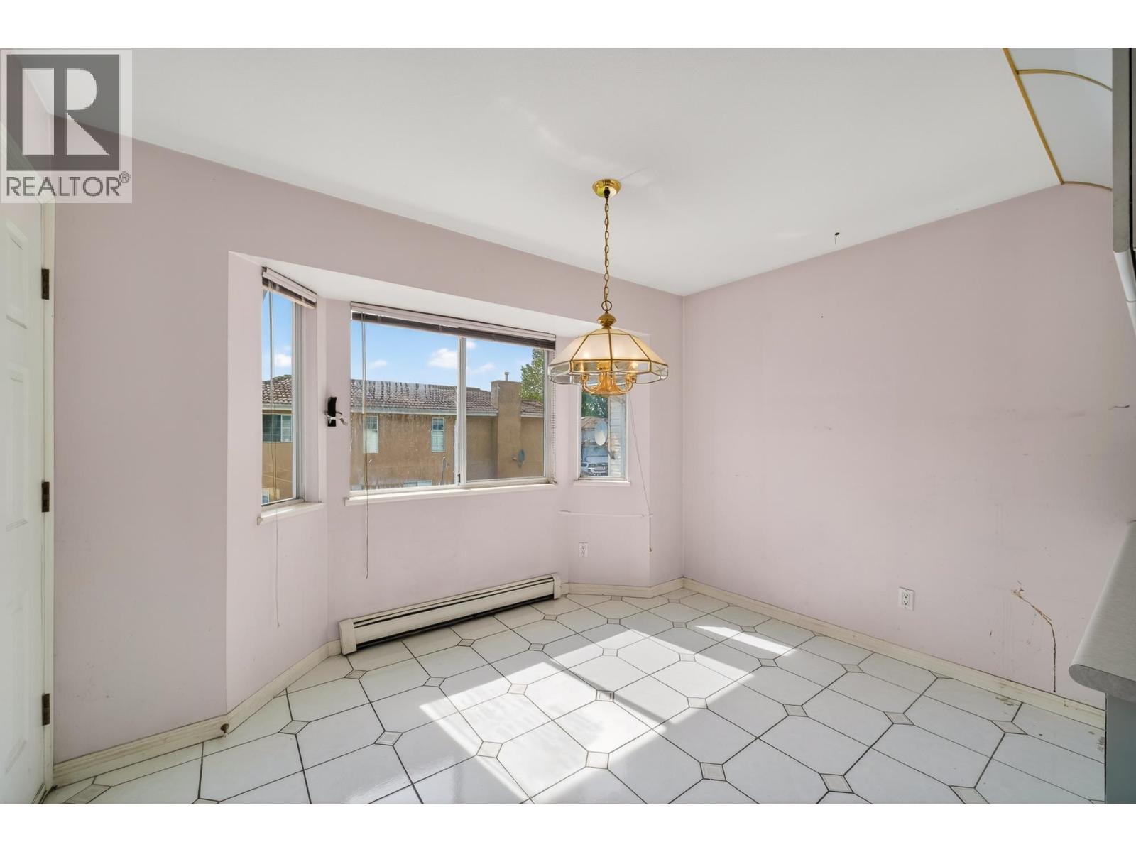 330 Wood Street, New Westminster, British Columbia  V3M 6P4 - Photo 12 - R3121436