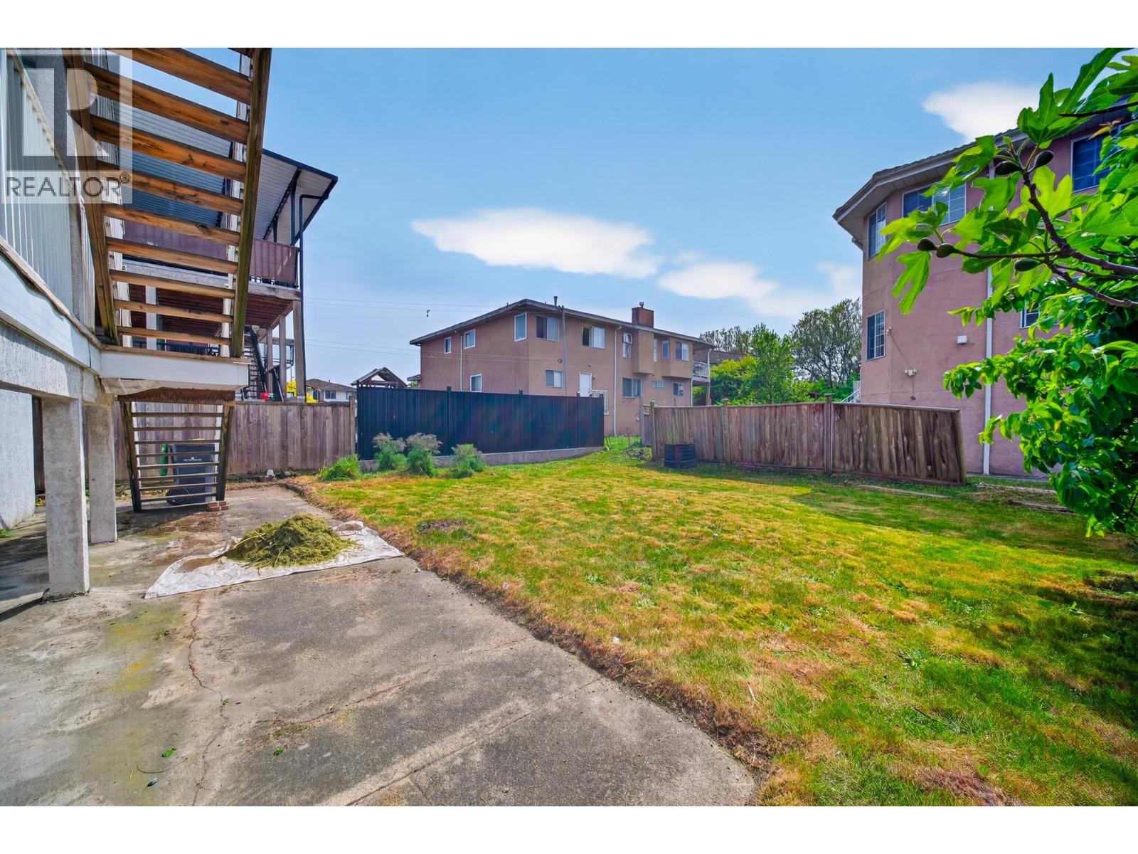 330 Wood Street, New Westminster, British Columbia  V3M 6P4 - Photo 4 - R3121436