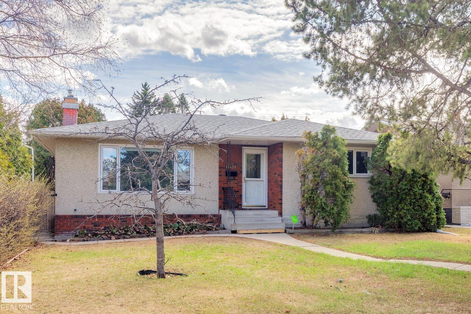 11451 48 AV NW, edmonton, Alberta