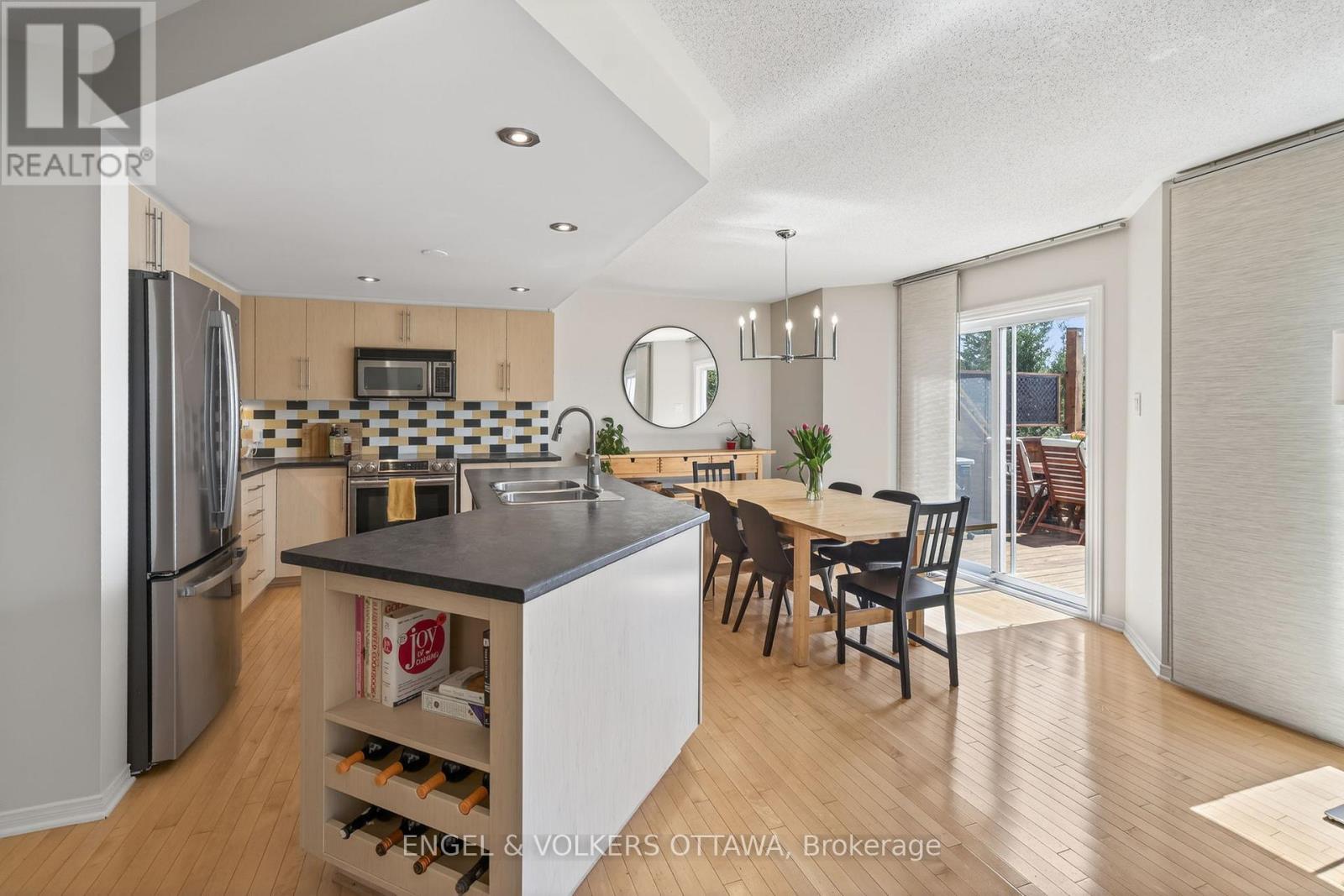 101 Scampton Drive, Ottawa, Ontario  K2W 1E6 - Photo 10 - X13130112