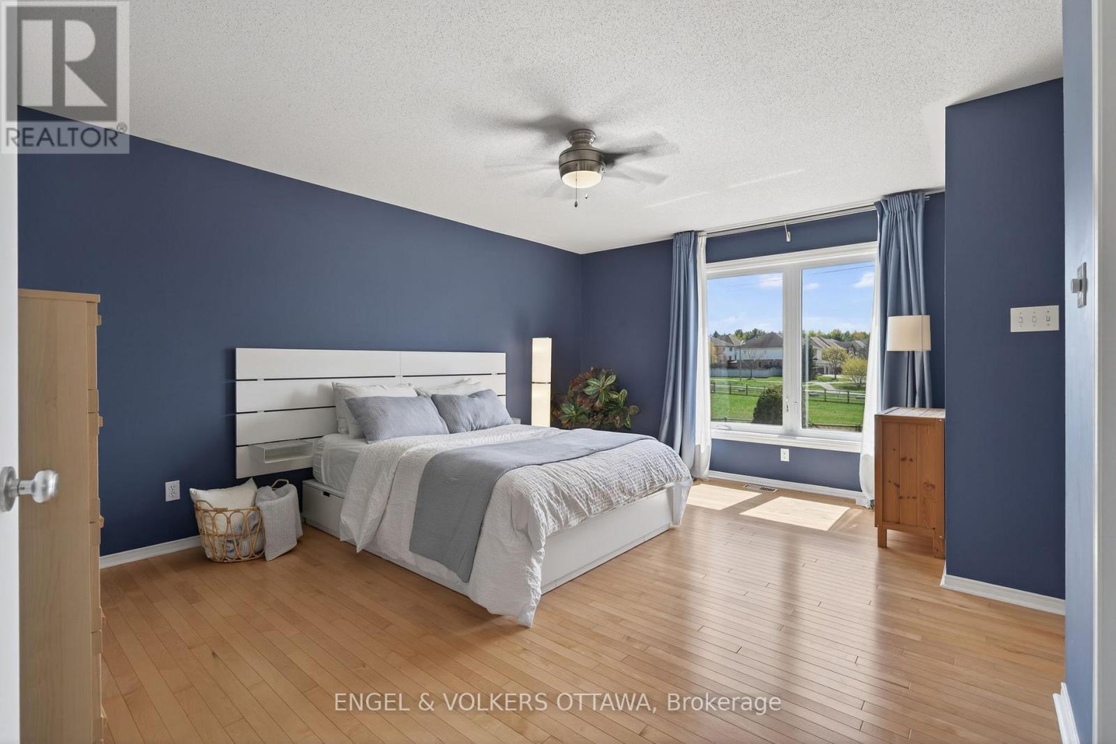 101 Scampton Drive, Ottawa, Ontario  K2W 1E6 - Photo 18 - X13130112