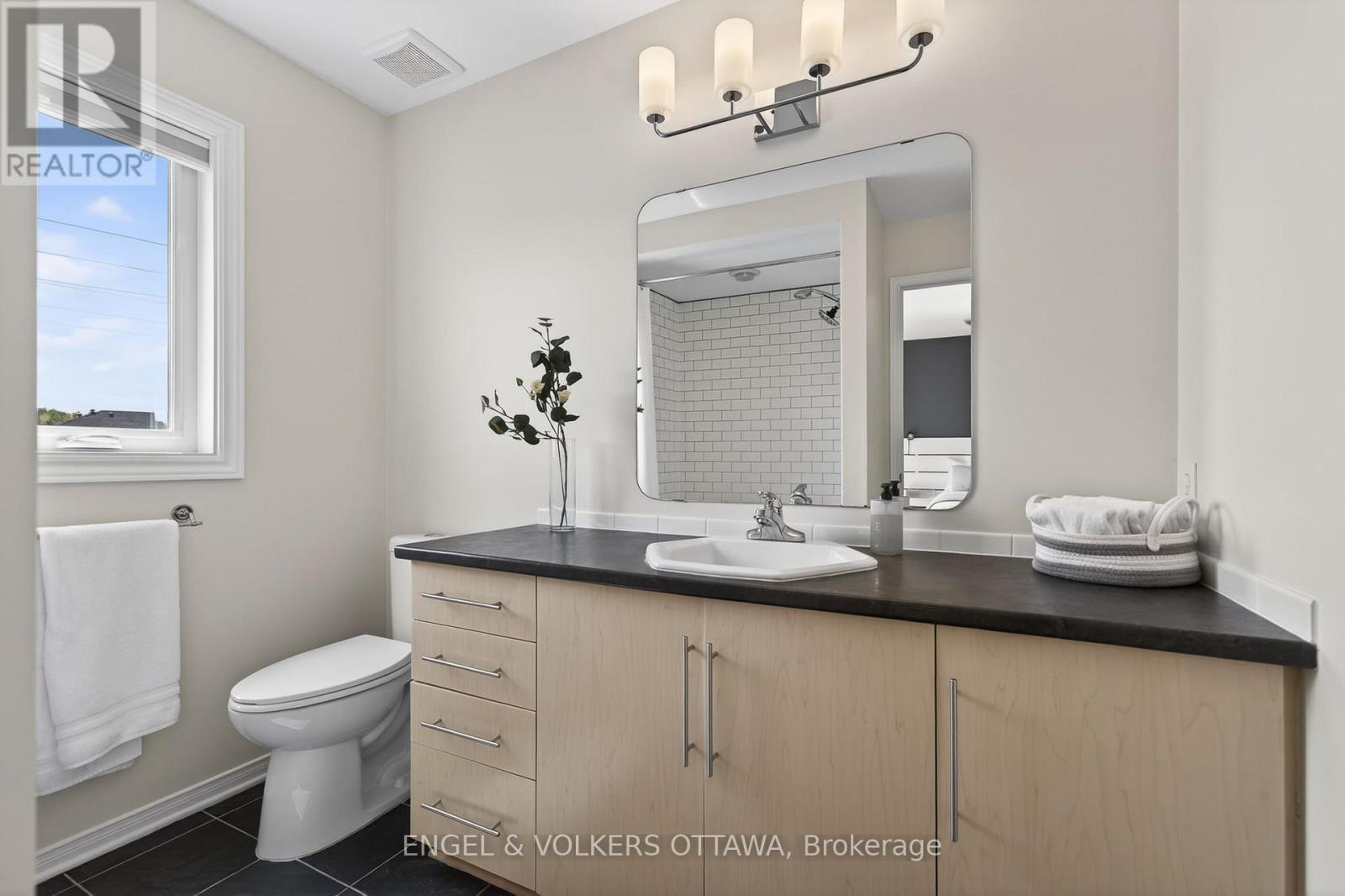 101 Scampton Drive, Ottawa, Ontario  K2W 1E6 - Photo 21 - X13130112