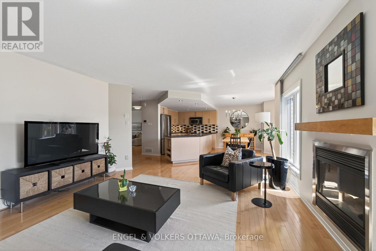 101 Scampton Drive, Ottawa, Ontario  K2W 1E6 - Photo 9 - X13130112