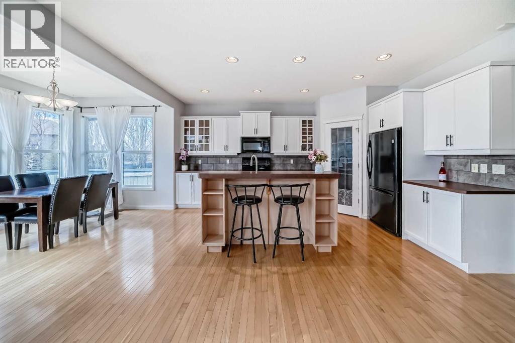 51 Royal Oak View Nw, Calgary, Alberta  T3G 5L6 - Photo 7 - A2311029