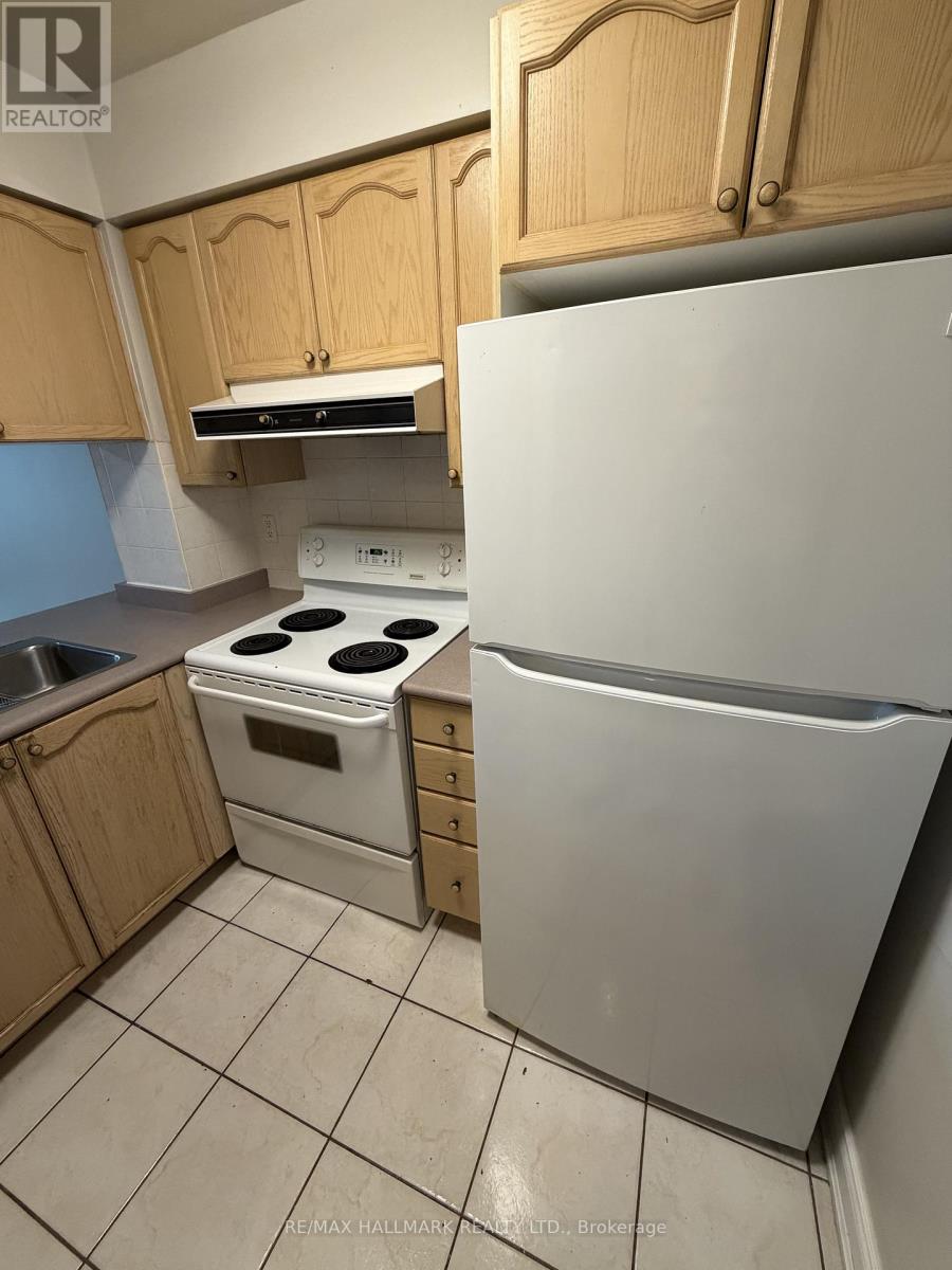 1608 - 909 Bay Street, Toronto, Ontario  M5S 3G2 - Photo 14 - C13128356