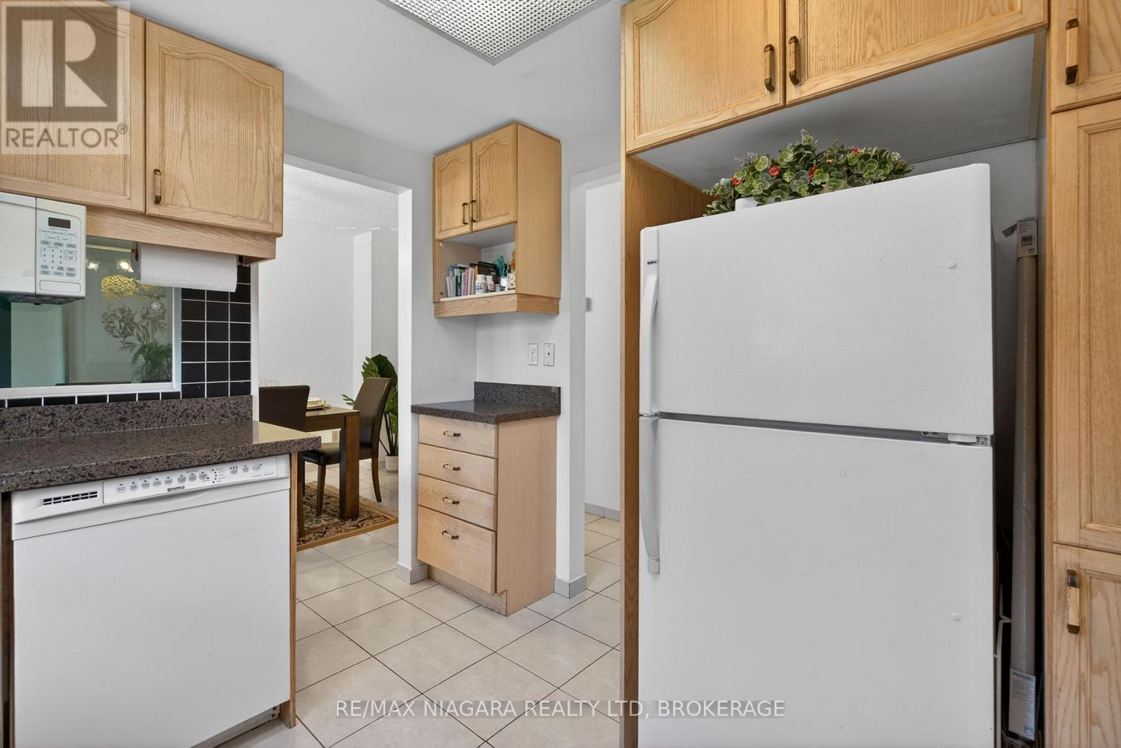 23 Windward Street, St. Catharines, Ontario  L2M 7P4 - Photo 12 - X13130014