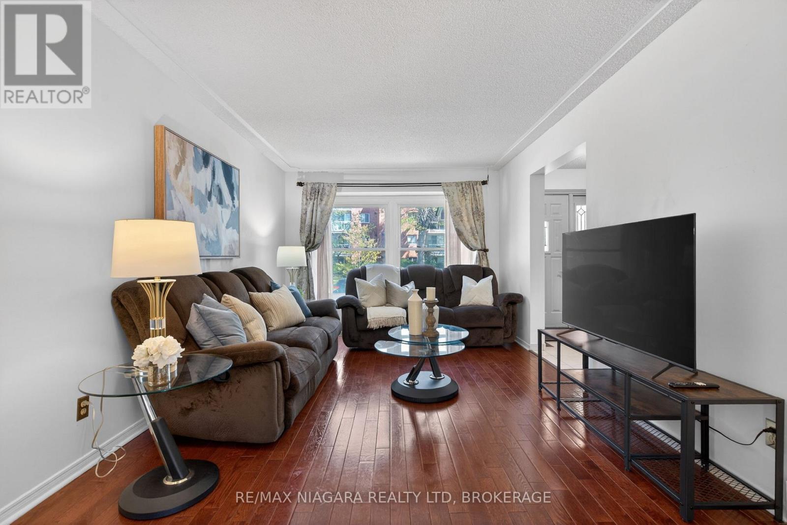 23 Windward Street, St. Catharines, Ontario  L2M 7P4 - Photo 6 - X13130014