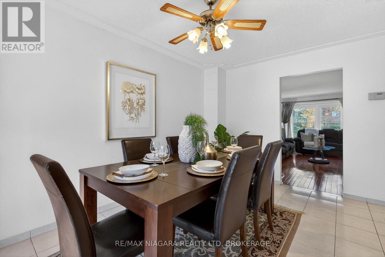 23 Windward Street, St. Catharines, Ontario  L2M 7P4 - Photo 7 - X13130014
