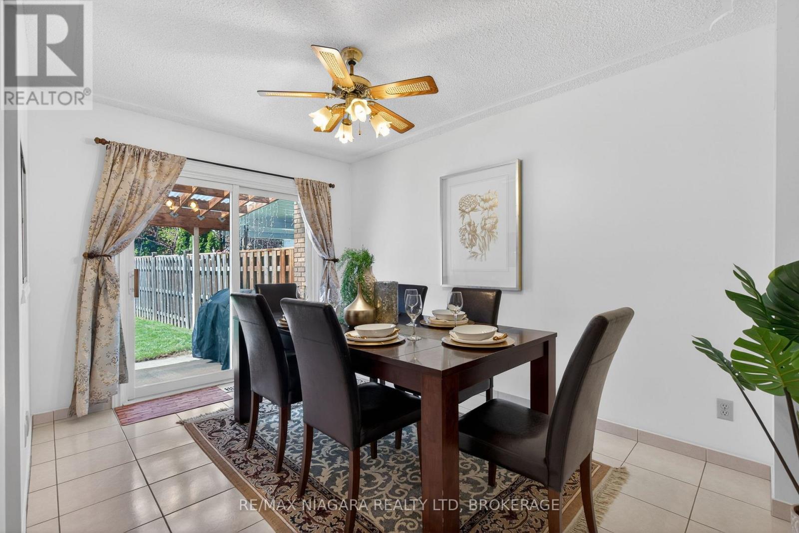 23 Windward Street, St. Catharines, Ontario  L2M 7P4 - Photo 8 - X13130014