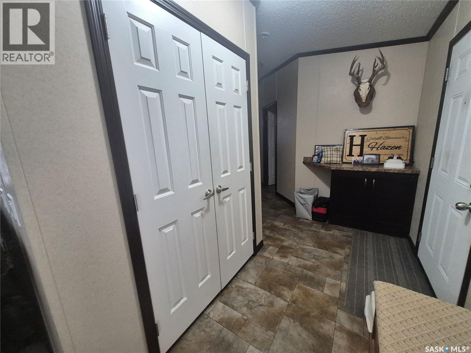 160 7th Avenue E, Bengough, Saskatchewan  S0C 0K0 - Photo 24 - SK036027
