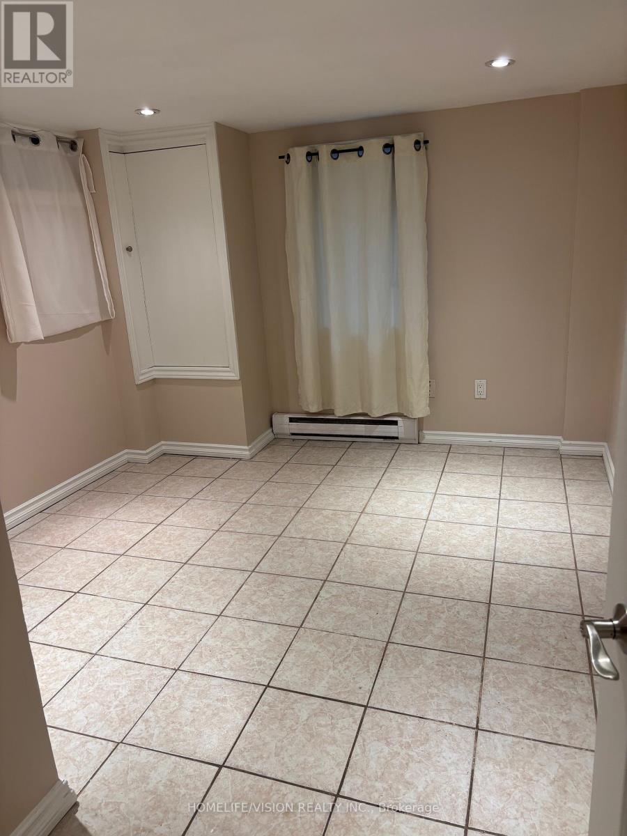 3-Bsmt - 970 Avenue Road, Toronto, Ontario  M5P 2K8 - Photo 10 - C13130036