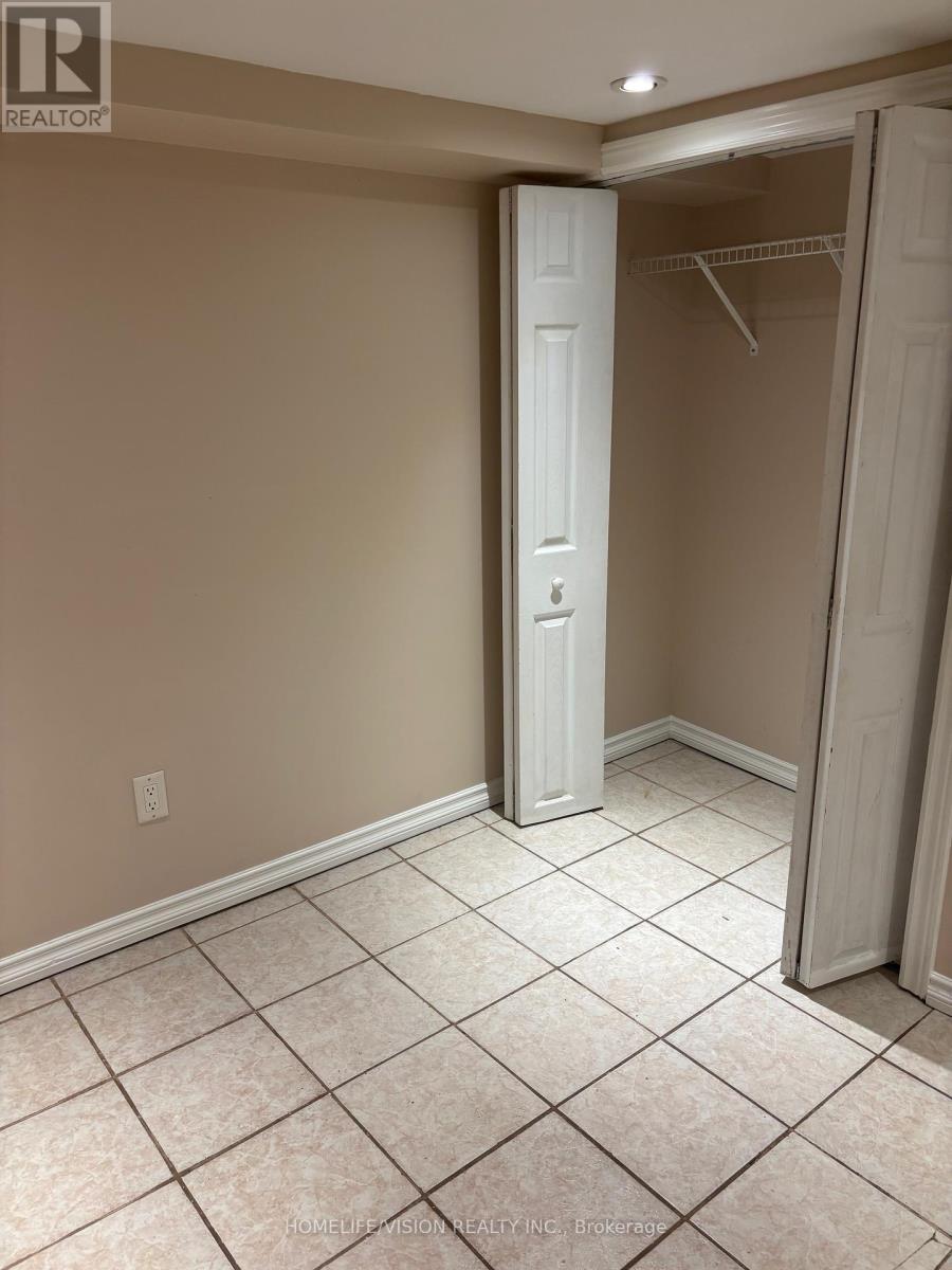 3-Bsmt - 970 Avenue Road, Toronto, Ontario  M5P 2K8 - Photo 2 - C13130036