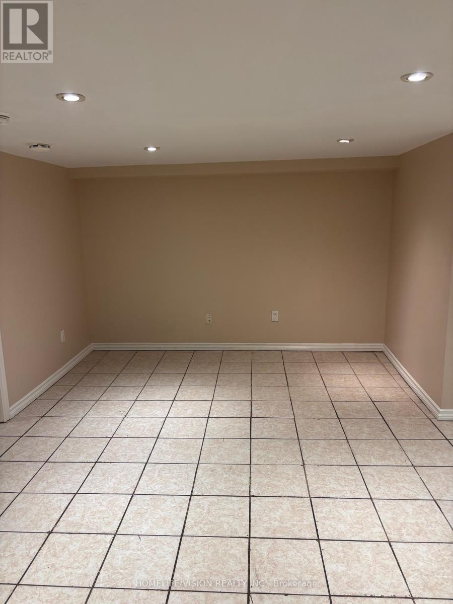 3-Bsmt - 970 Avenue Road, Toronto, Ontario  M5P 2K8 - Photo 4 - C13130036