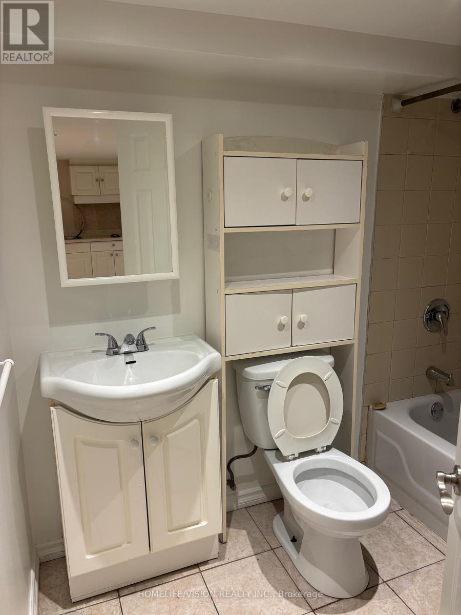 3-Bsmt - 970 Avenue Road, Toronto, Ontario  M5P 2K8 - Photo 7 - C13130036