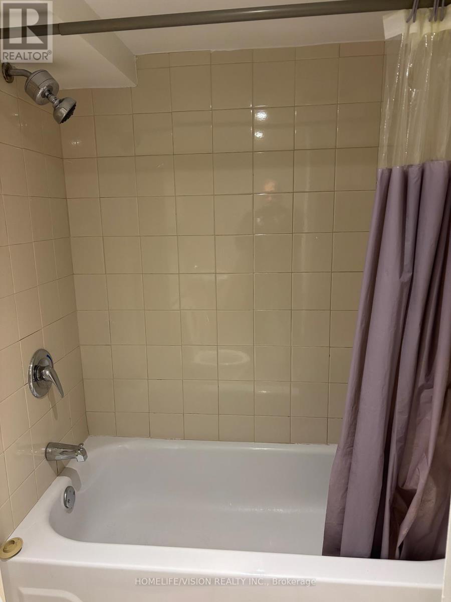 3-Bsmt - 970 Avenue Road, Toronto, Ontario  M5P 2K8 - Photo 8 - C13130036