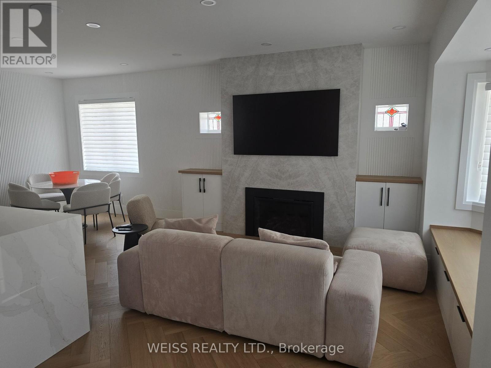 199 Glengarry Avenue, Toronto, Ontario  M5M 1E1 - Photo 9 - C13130058
