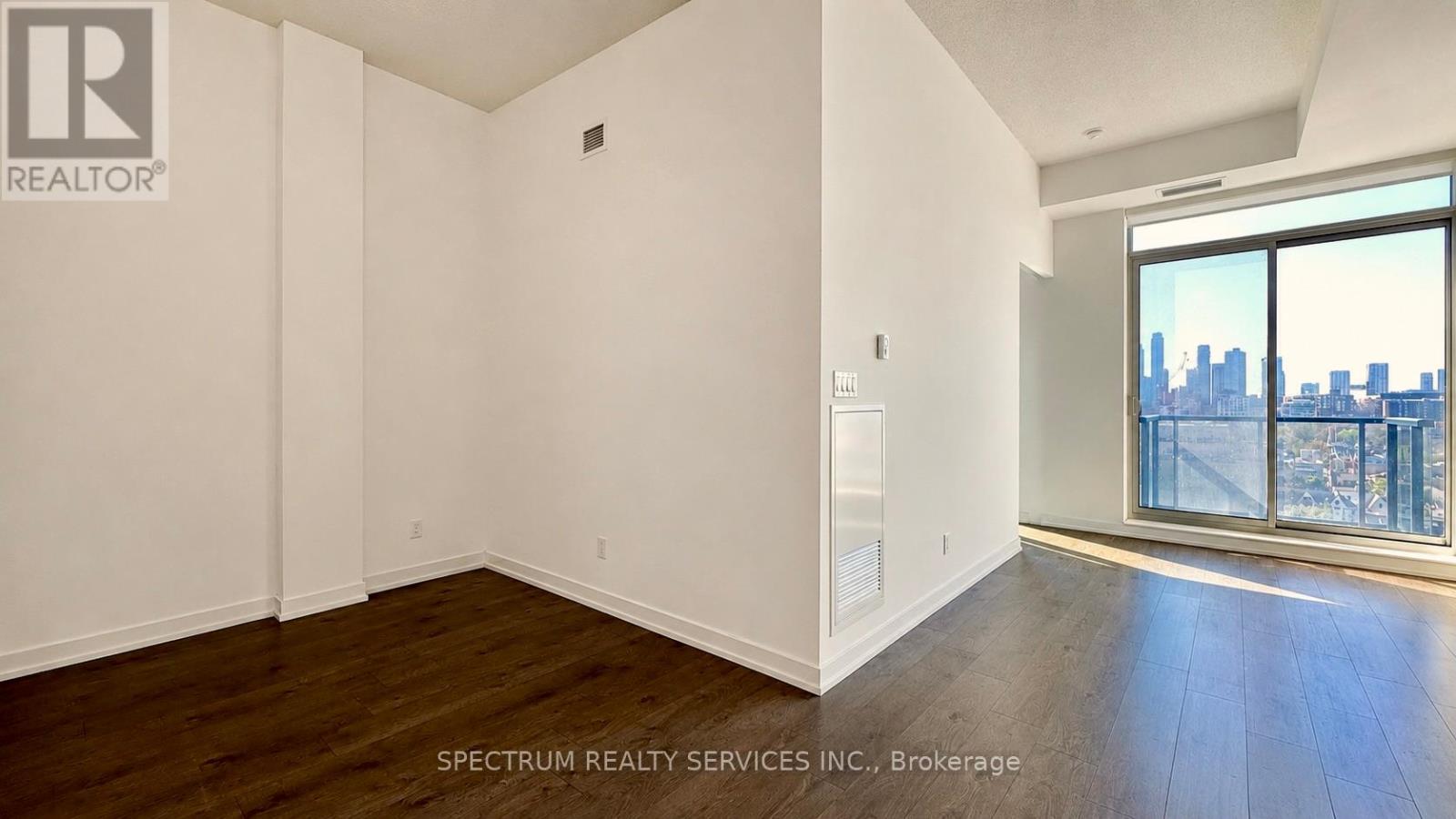 1008 - 297 College Street, Toronto, Ontario  M5T 0C2 - Photo 5 - C13130260