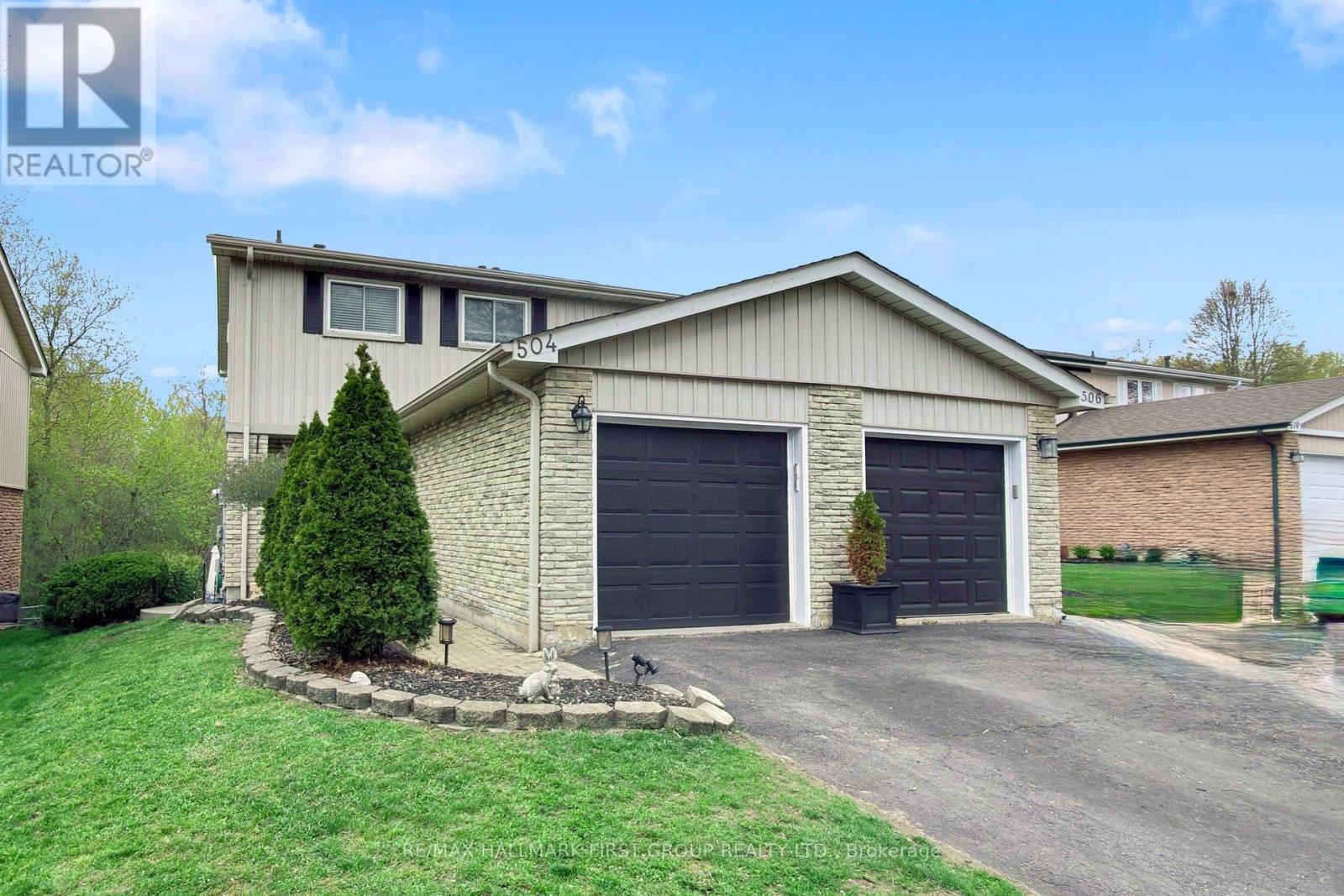 504 Camelot Drive, Oshawa, Ontario  L1K 1K2 - Photo 2 - E13130010