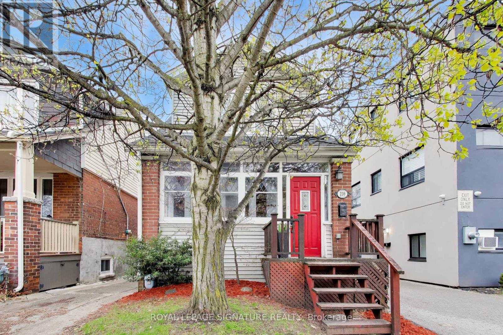 259 TORRENS AVENUE, Toronto, Ontario