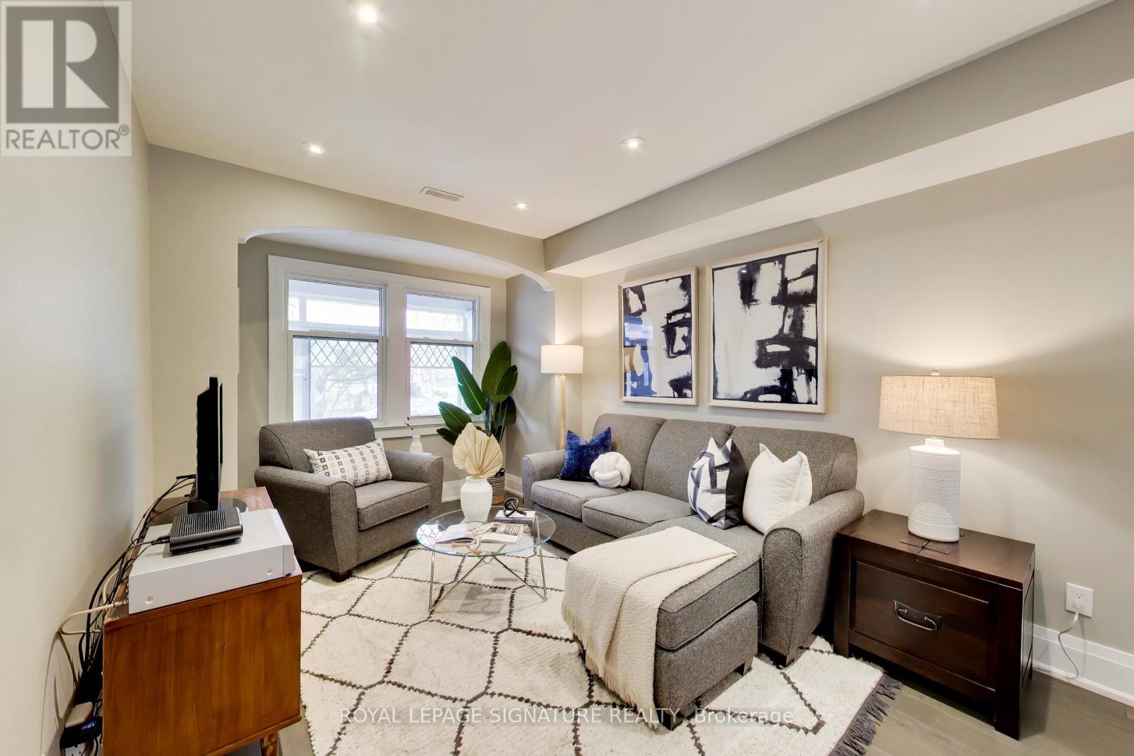 259 Torrens Avenue, Toronto, Ontario  M4J 2P6 - Photo 3 - E13130048