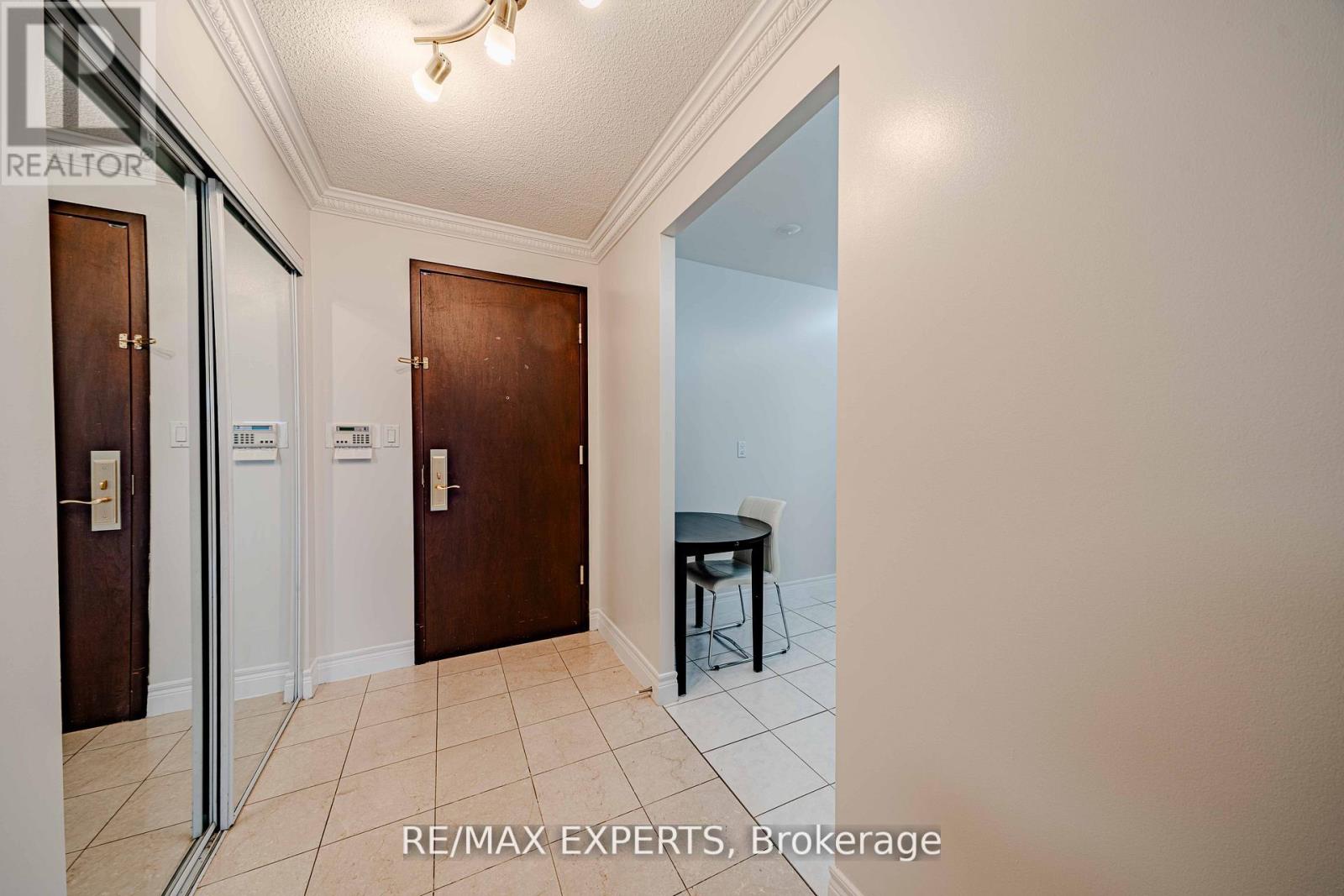 527 - 138 Bonis Avenue, Toronto, Ontario  M1T 3V9 - Photo 5 - E13130180