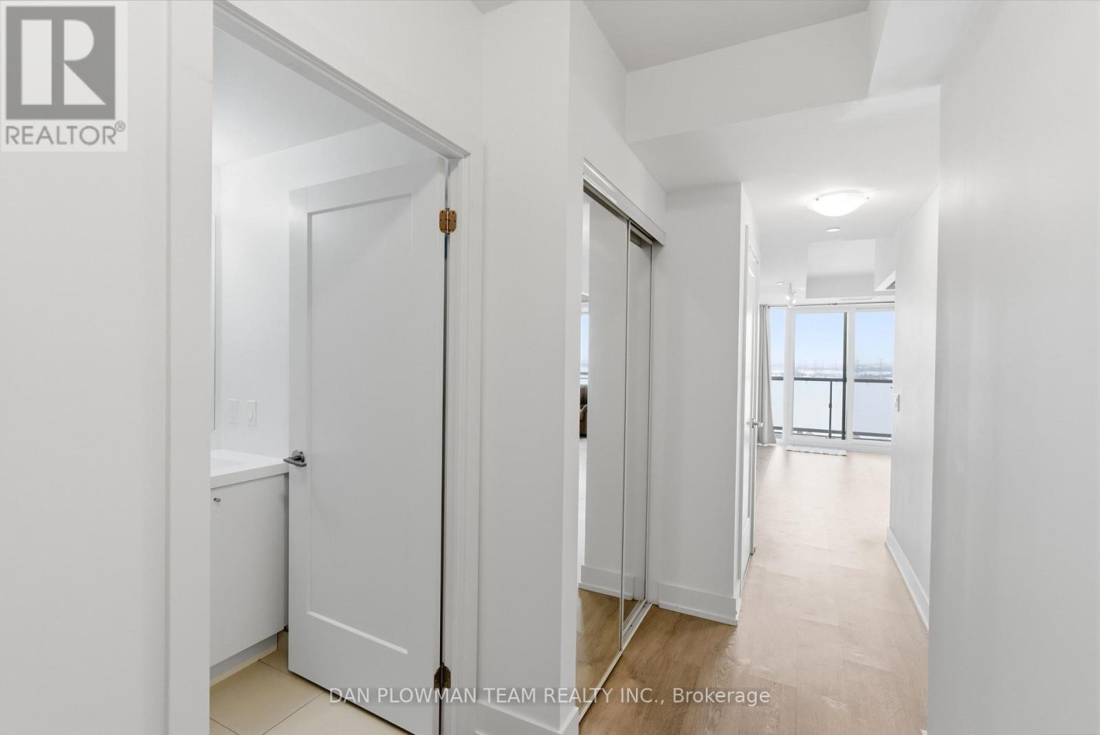 1121 - 2550 Simcoe Street N, Oshawa, Ontario  L1R 0R5 - Photo 6 - E13130240