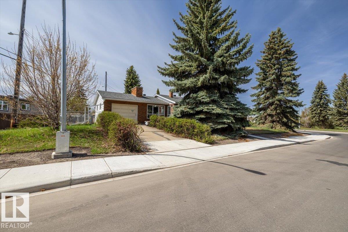 9732 64 St Nw, Edmonton, Alberta  T6B 1R3 - Photo 43 - E4487767
