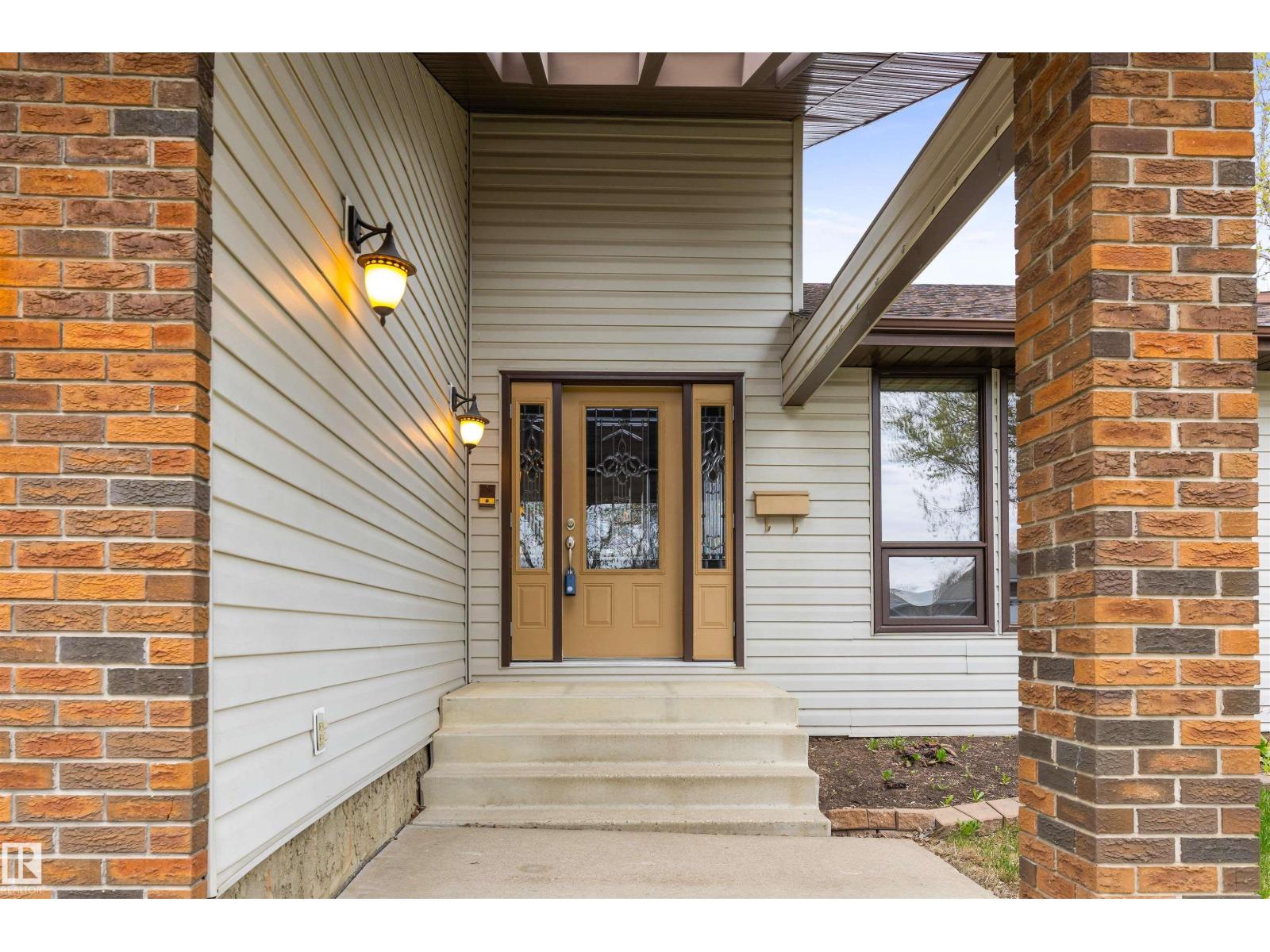 44 Whitehall Cr, St. Albert, Alberta  T8N 3G4 - Photo 2 - E4487772