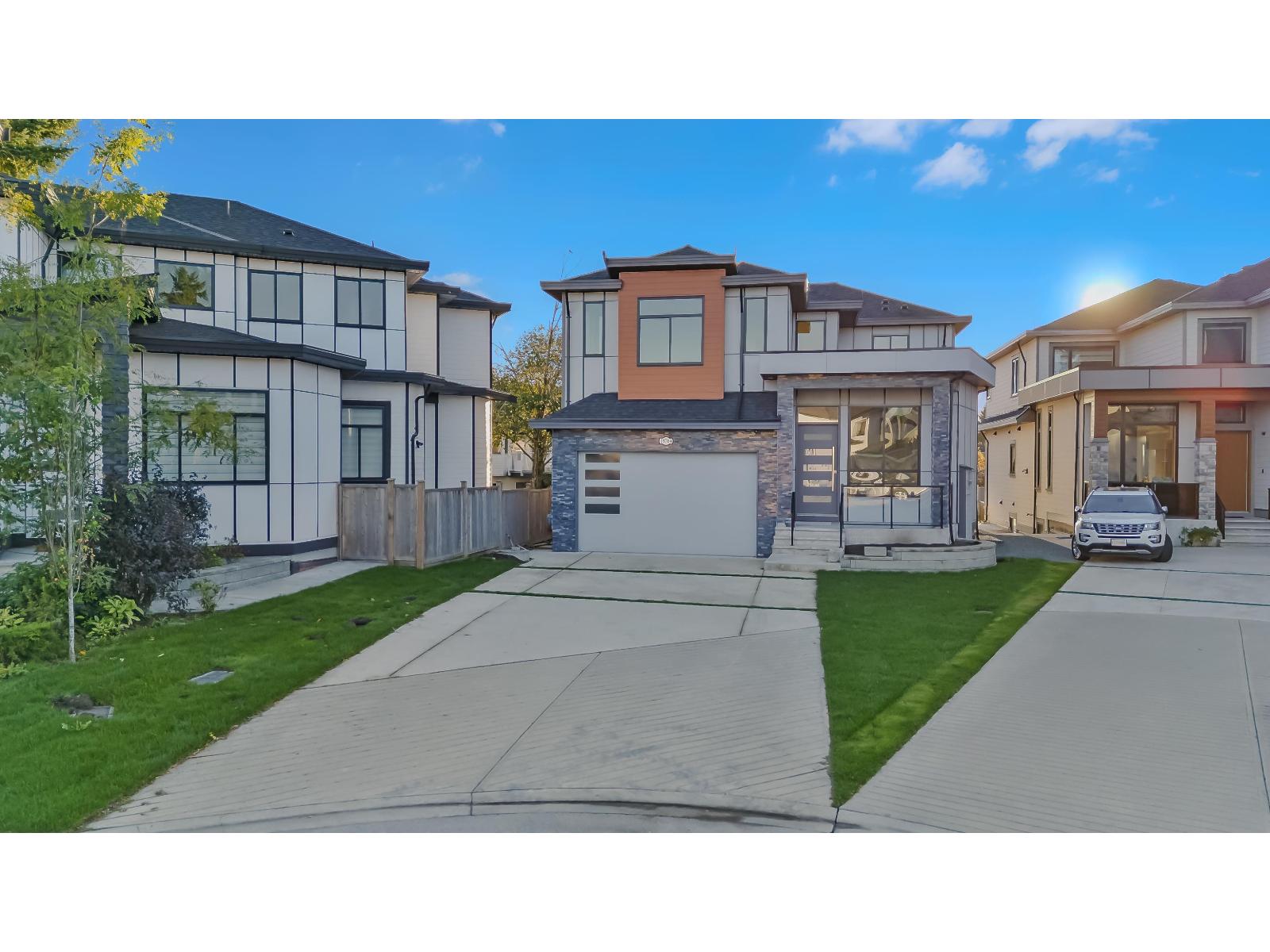 18764 62a Avenue, Surrey, British Columbia V3S 7V8 - Photo 1 - R3122186