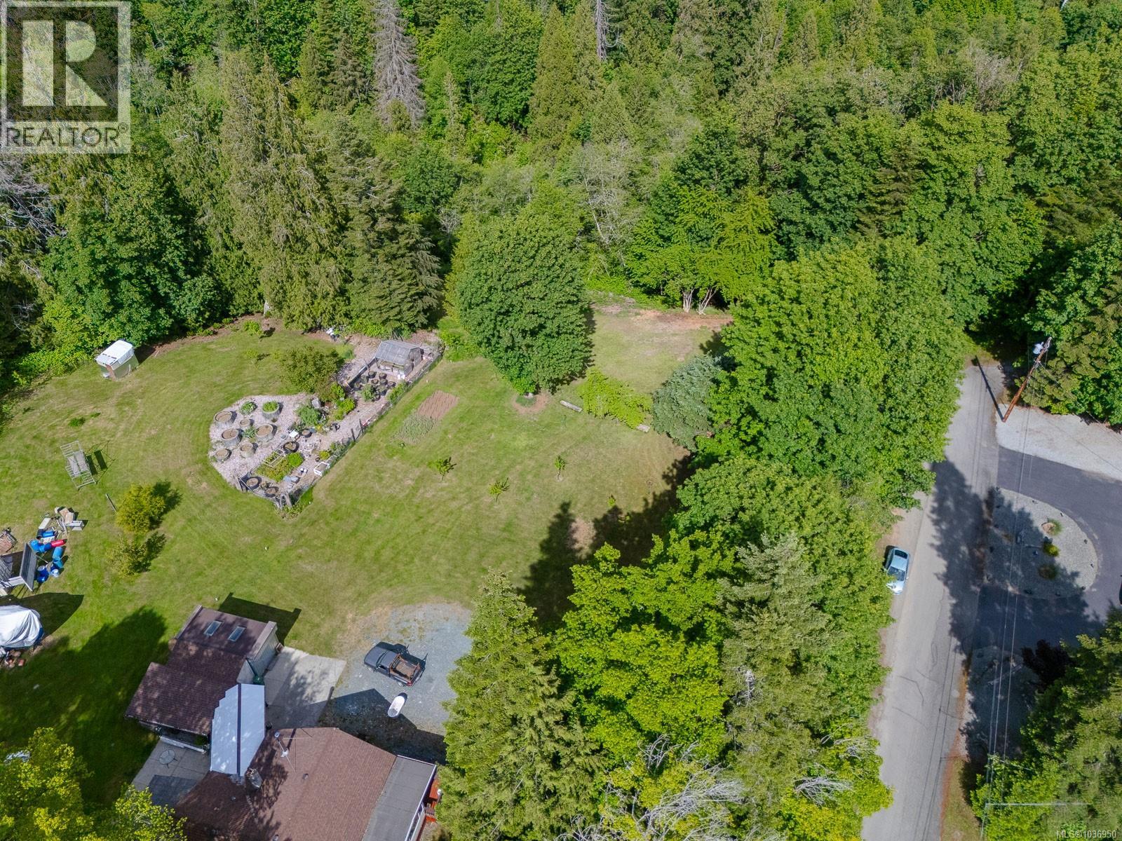 5801 Compton Rd, Port Alberni, British Columbia V0Y 7B7 - Photo 14 - 1036950