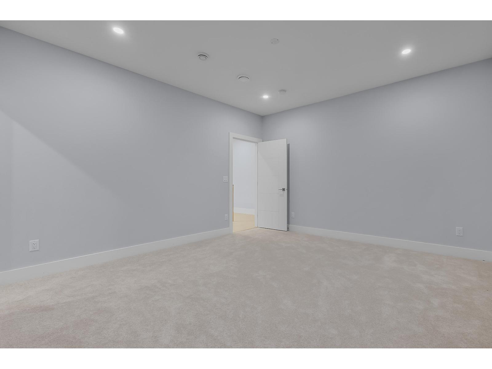 18764 62a Avenue, Surrey, British Columbia V3S 7V8 - Photo 31 - R3122186