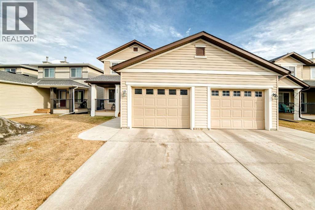 304, 2384 Sagewood Gate SW, Airdrie, Alberta  T4B 0K7 - Photo 2 - A2283452