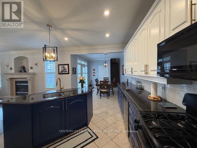 27 Rocking Horse Street, Markham, Ontario  L6B 1L9 - Photo 11 - N13129980
