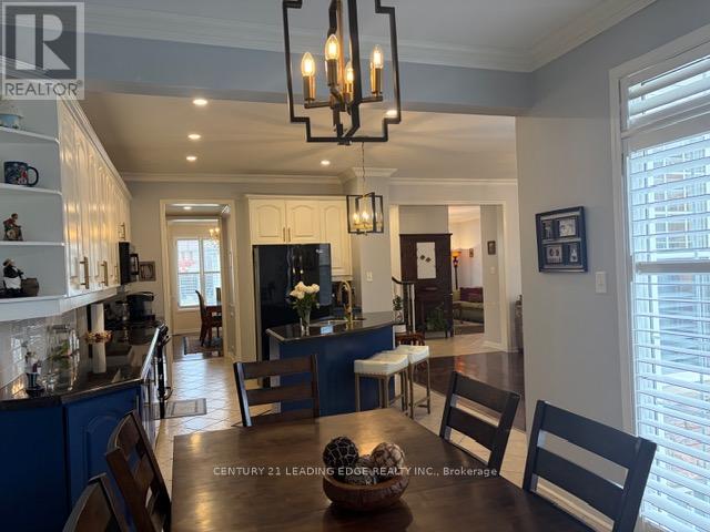 27 Rocking Horse Street, Markham, Ontario  L6B 1L9 - Photo 12 - N13129980