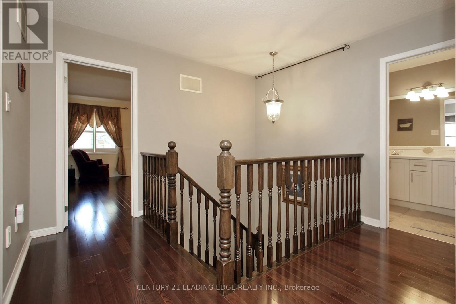 27 Rocking Horse Street, Markham, Ontario  L6B 1L9 - Photo 15 - N13129980