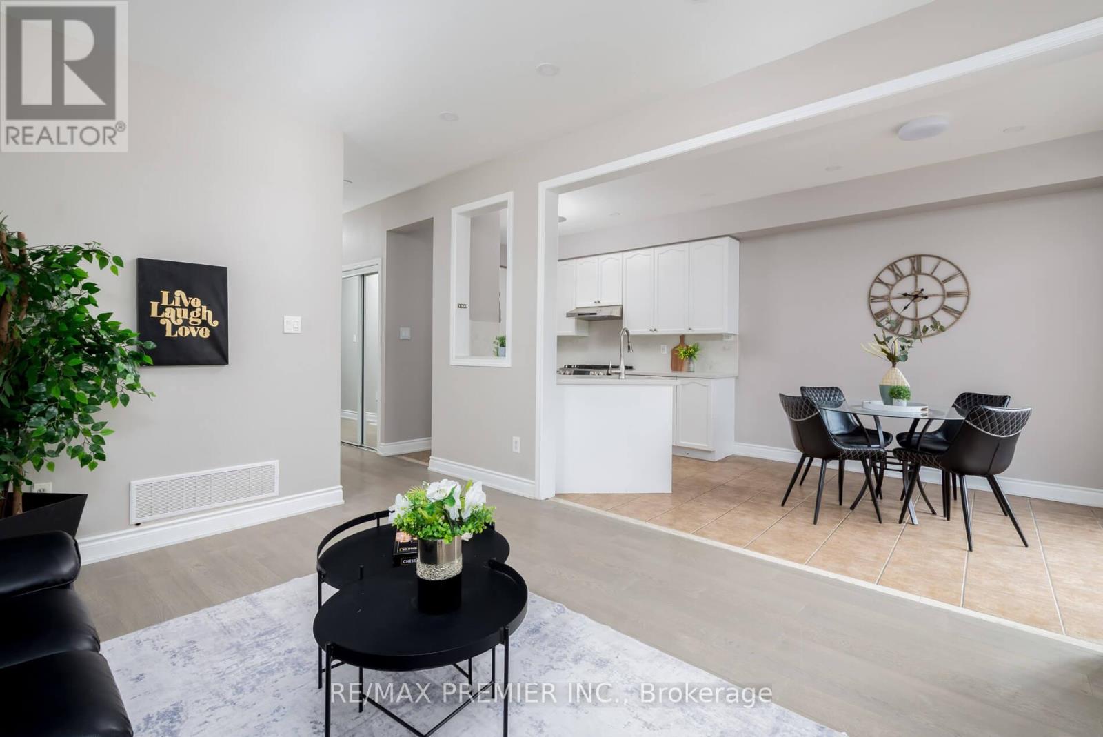 140 Dolce Crescent, Vaughan, Ontario  L4H 3C7 - Photo 16 - N13130022