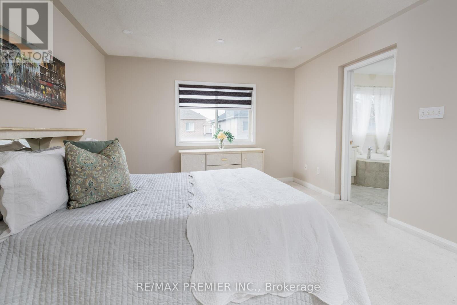 140 Dolce Crescent, Vaughan, Ontario  L4H 3C7 - Photo 28 - N13130022
