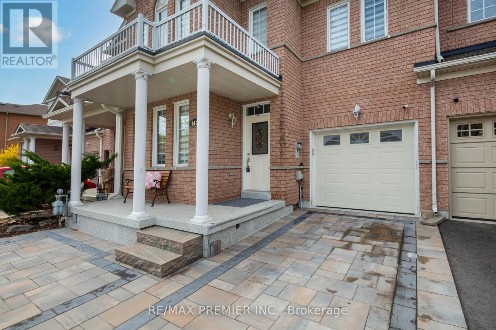 140 Dolce Crescent, Vaughan, Ontario  L4H 3C7 - Photo 4 - N13130022