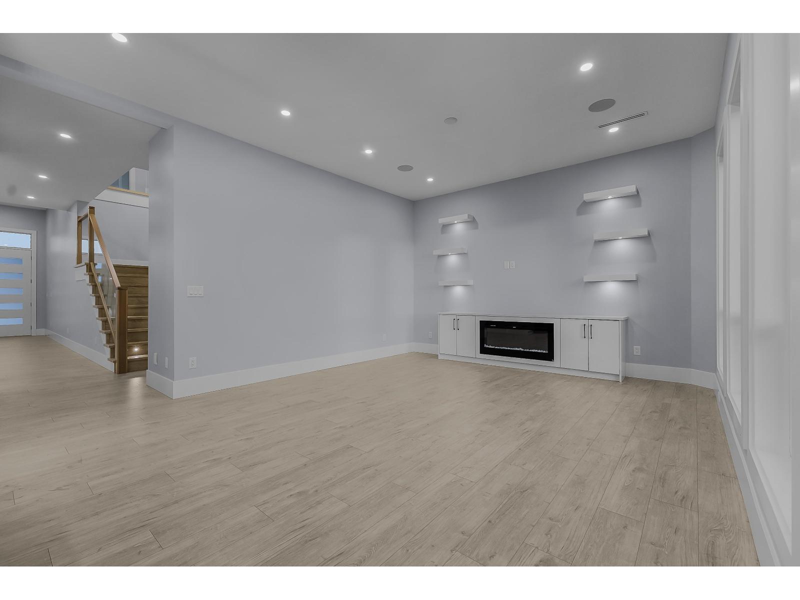 18764 62a Avenue, Surrey, British Columbia V3S 7V8 - Photo 14 - R3122186
