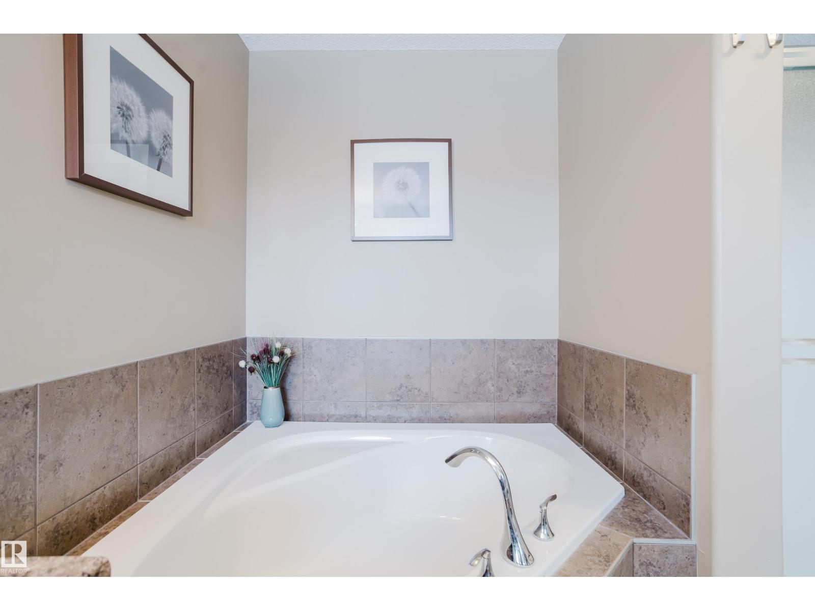1740 59 St SW, Edmonton, Alberta  T6X 0W5 - Photo 43 - E4476352