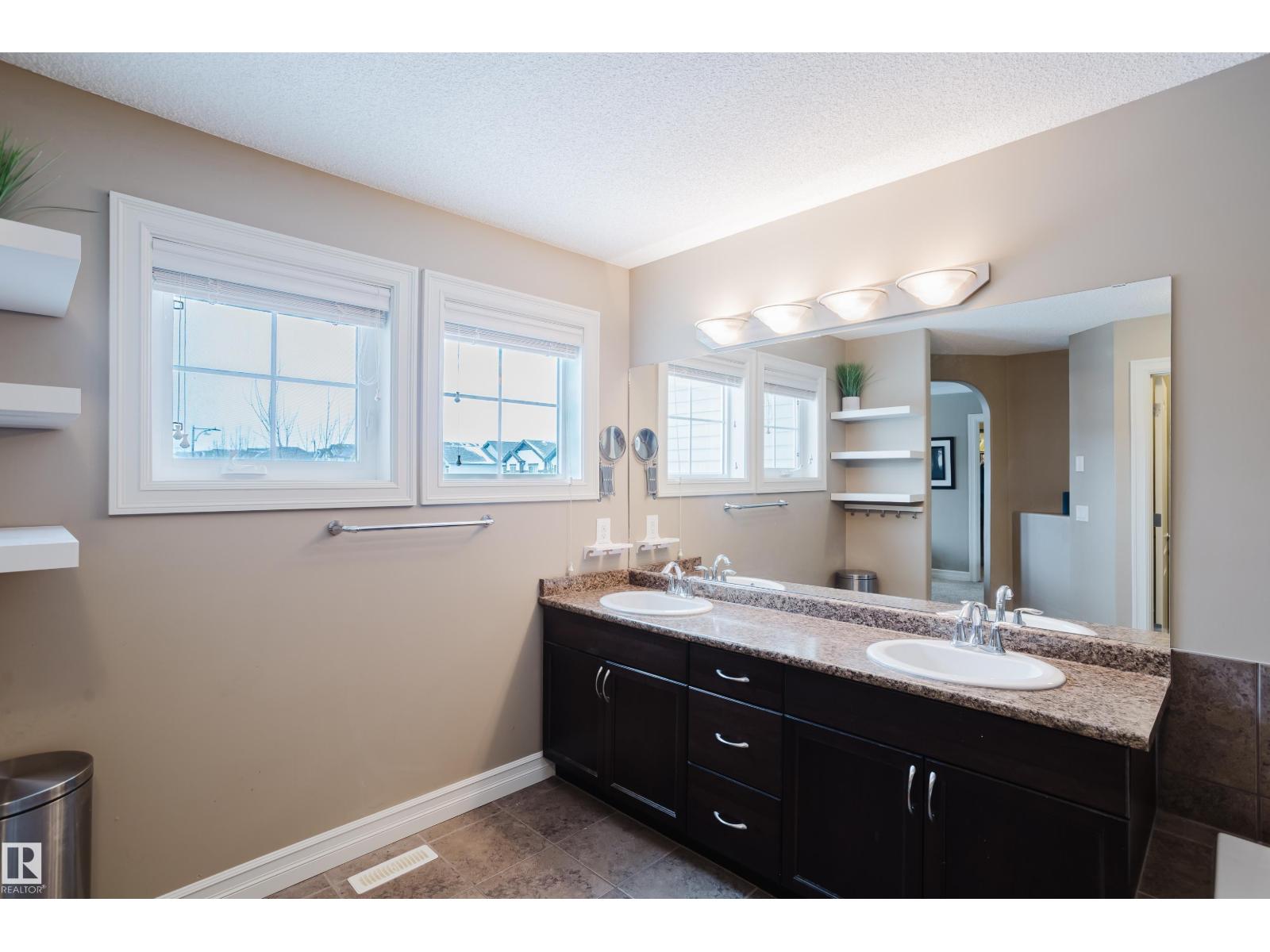 1740 59 St SW, Edmonton, Alberta  T6X 0W5 - Photo 41 - E4476352