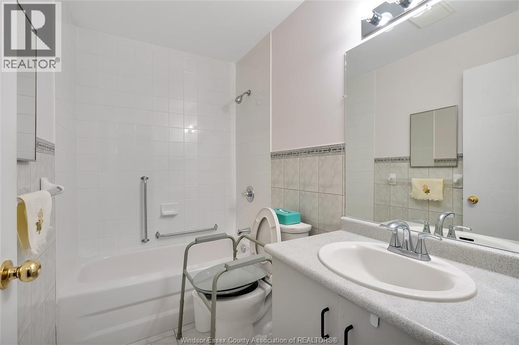 1535 Grand Marais West Unit# 102, Windsor, Ontario  N9E 4W2 - Photo 17 - 26011182