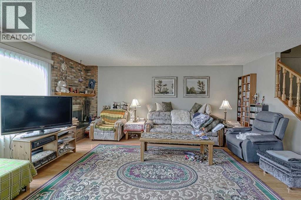 30, 228 Theodore Place Nw, Calgary, Alberta  T2K 5S1 - Photo 7 - A2310493