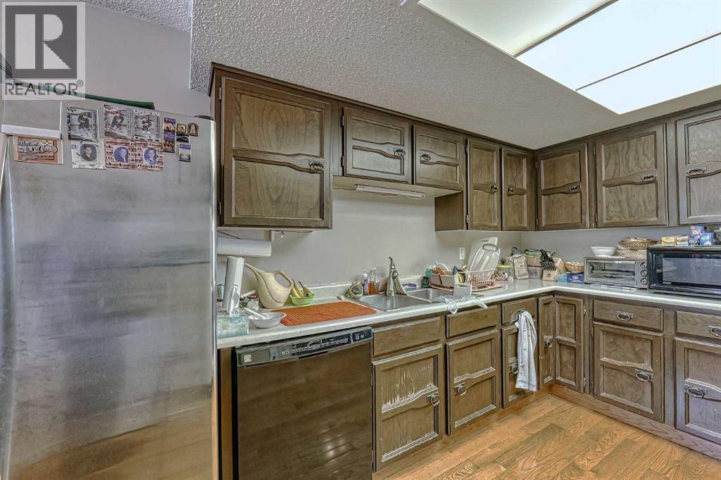 30, 228 Theodore Place Nw, Calgary, Alberta  T2K 5S1 - Photo 10 - A2310493