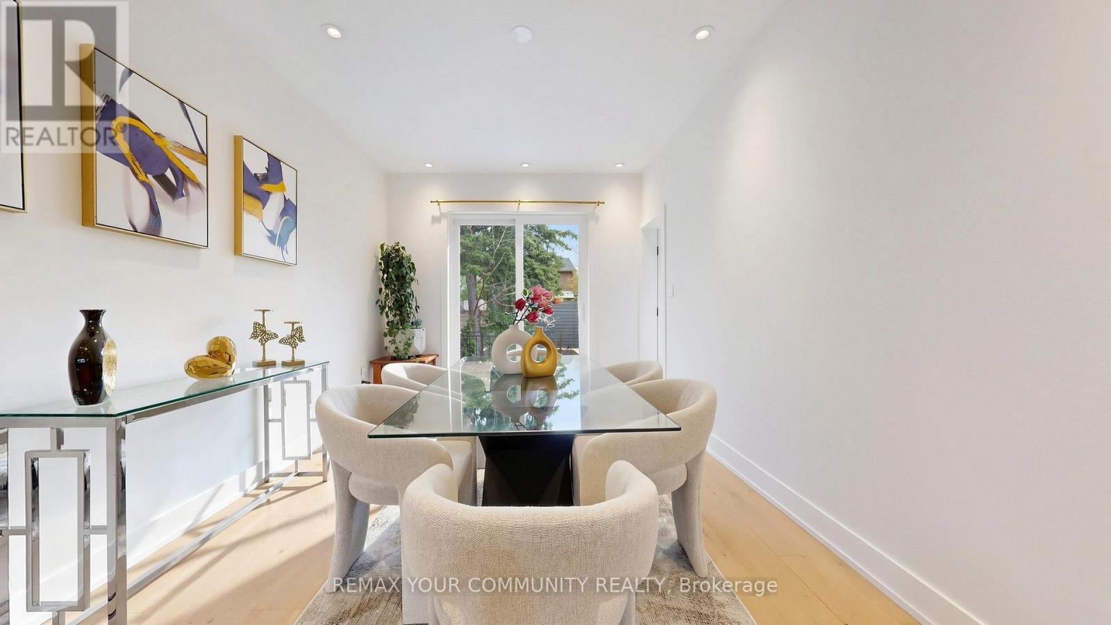 70 Cranbrooke Avenue, Toronto, Ontario  M5M 1M4 - Photo 10 - C13127316