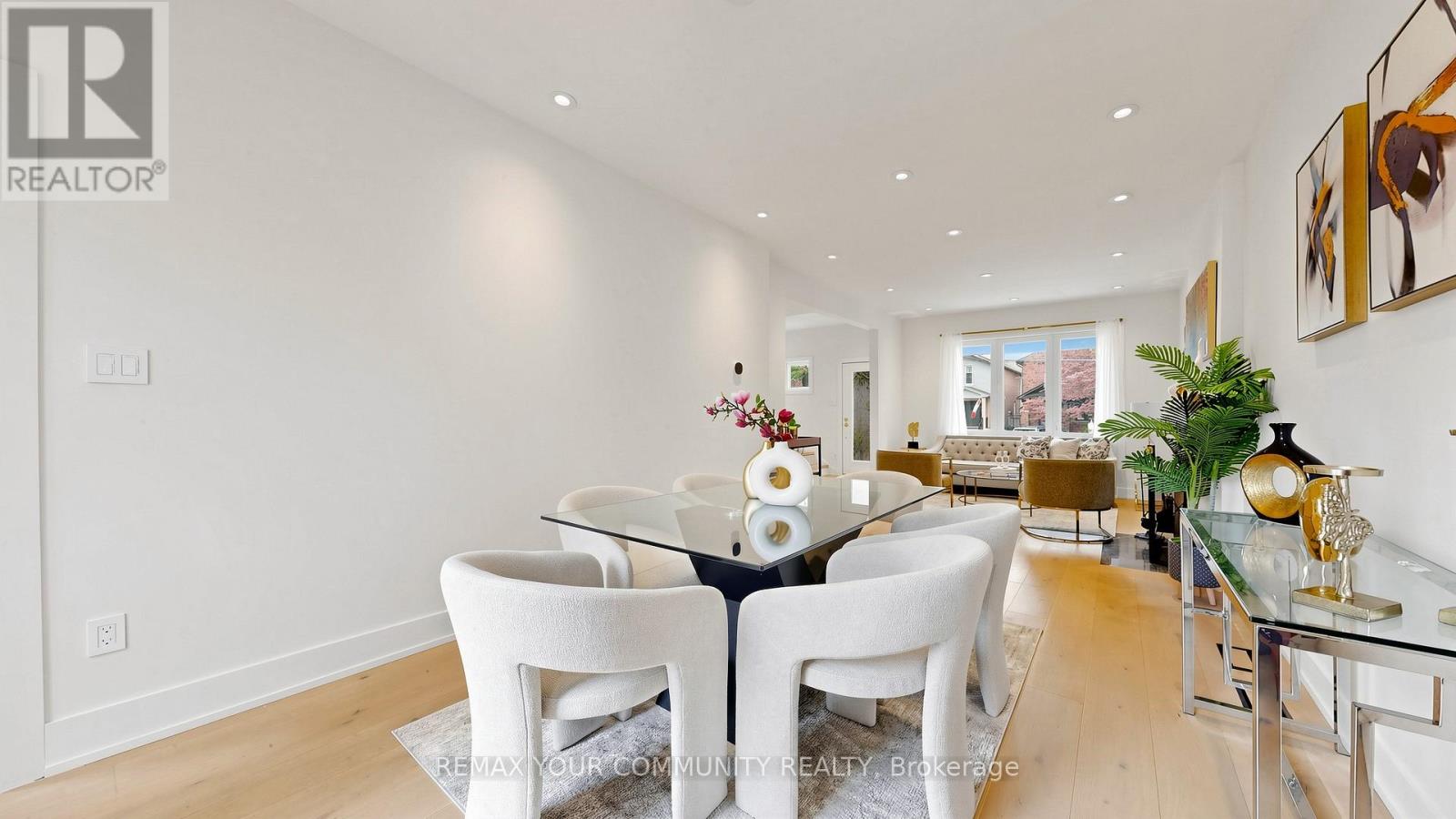 70 Cranbrooke Avenue, Toronto, Ontario  M5M 1M4 - Photo 12 - C13127316