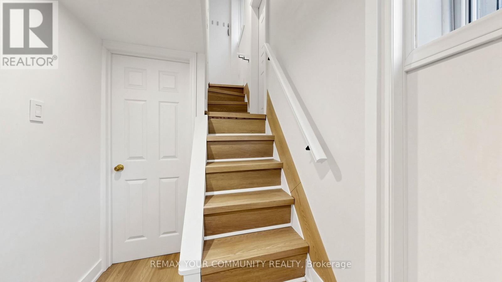 70 Cranbrooke Avenue, Toronto, Ontario  M5M 1M4 - Photo 36 - C13127316
