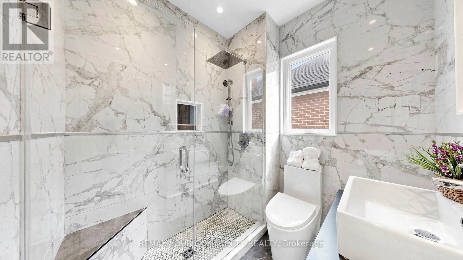 70 Cranbrooke Avenue, Toronto, Ontario  M5M 1M4 - Photo 34 - C13127316